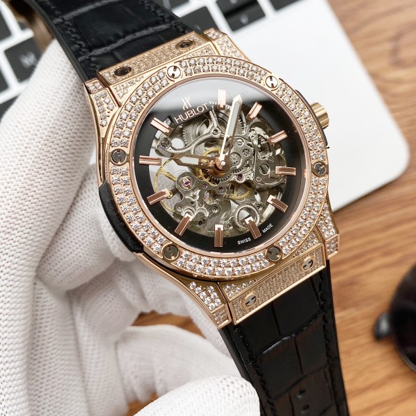 Watches  Hublot  315767 size:45 mm