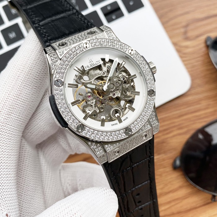 Watches  Hublot  315767 size:45 mm