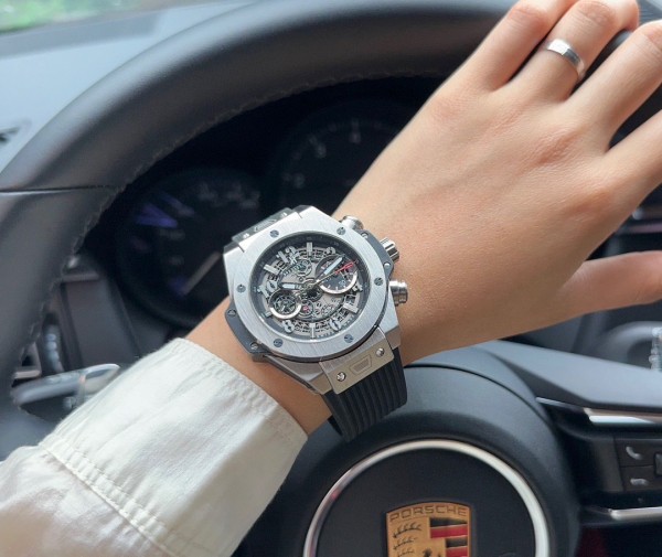 Watches  Hublot 315893 size:46*13 mm