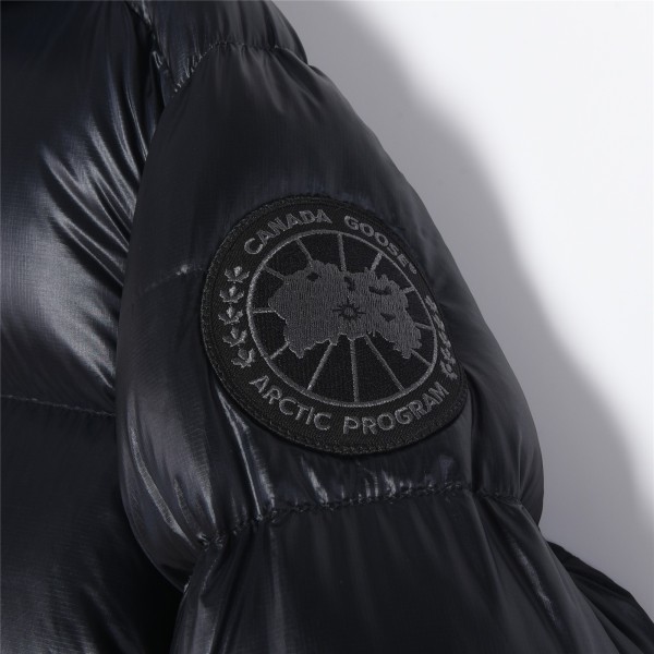 Canada Goose Logo Patch Hooded Down Coat