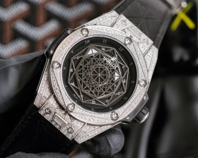 Watches  Hublot 315780 size:42*12 mm