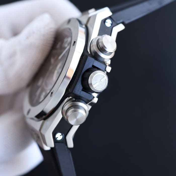 Watches  Hublot BIG BANG 315879 size:45 mm