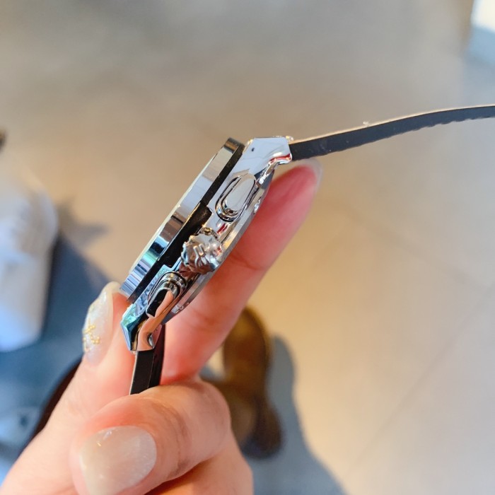 Watches Hublot  315702 size:38 mm