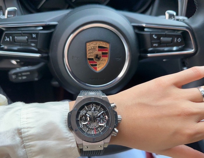 Watches  Hublot 315890 size:46*13 mm