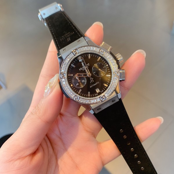 Watches Hublot  315701 size:38 mm