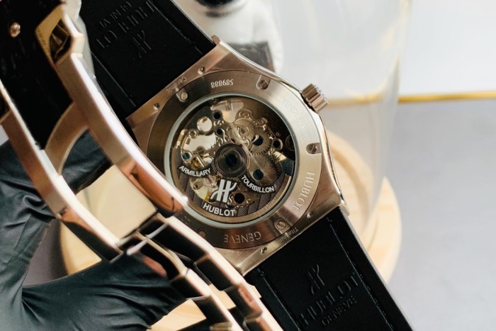 Watches Hublot  315711 size:44*13 mm