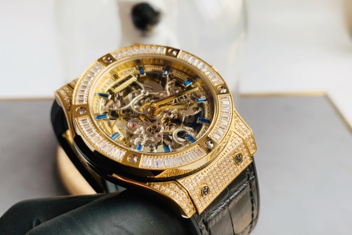 Watches Hublot  315711 size:44*13 mm