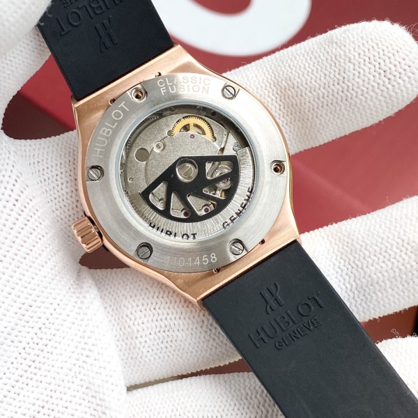 Watches Hublot  315718 size:44*13 mm