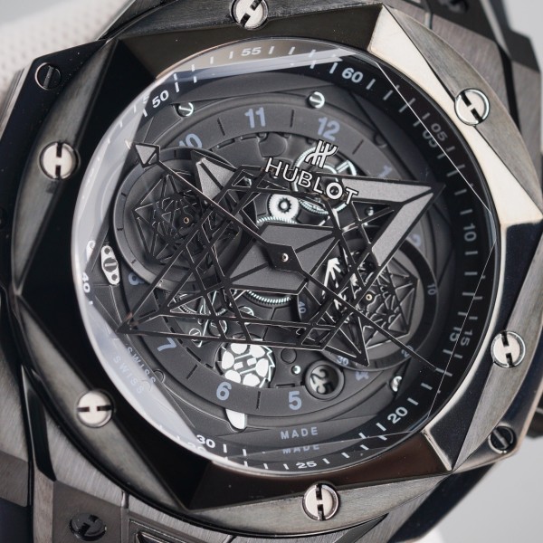 Watches  Hublot  315750 size:45 mm