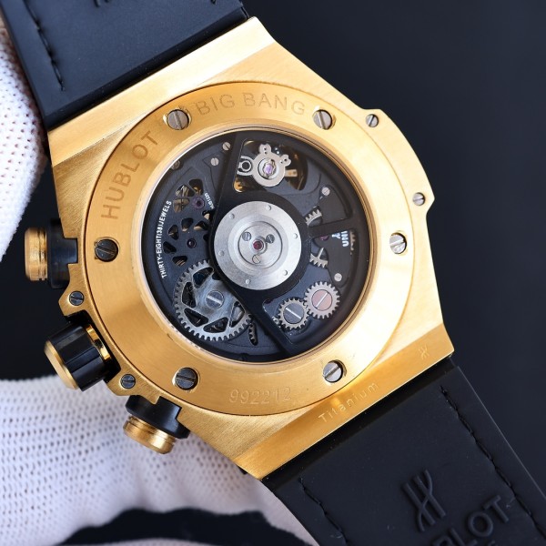 Watches  Hublot BIG BANG 315880 size:45 mm