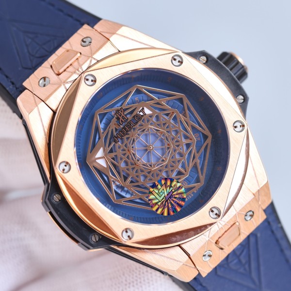 Watches  Hublot 315787 size:42*12 mm