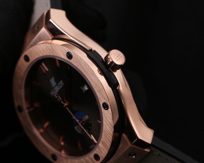 Watches Hublot  315713 size:44*13 mm