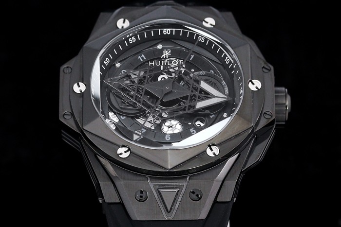 Watches  Hublot Big Bang Sang Bleu II 315744 size:45 mm