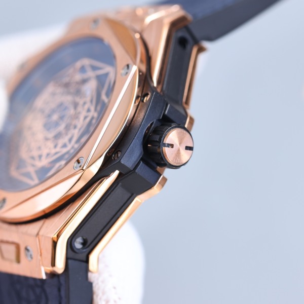 Watches  Hublot 315787 size:42*12 mm