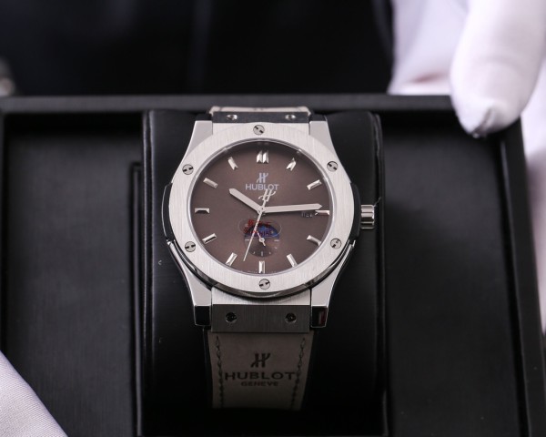 Watches Hublot  315715 size:44*13 mm