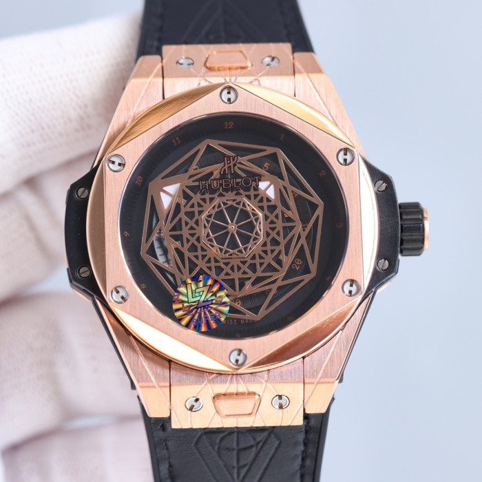 Watches  Hublot 315787 size:42*12 mm