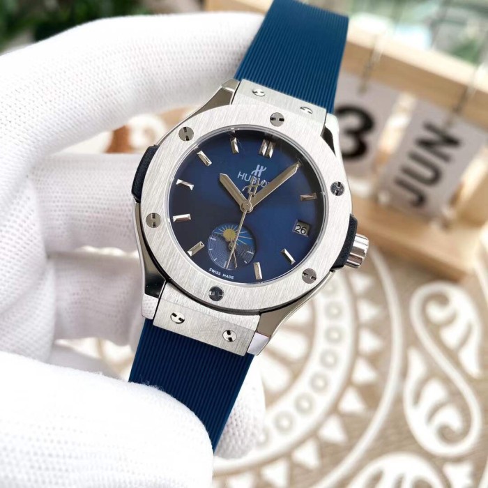 Watches Hublot  315723 size:33*13 mm