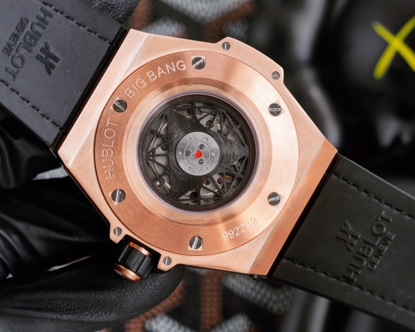 Watches  Hublot 315779 size:42*12 mm