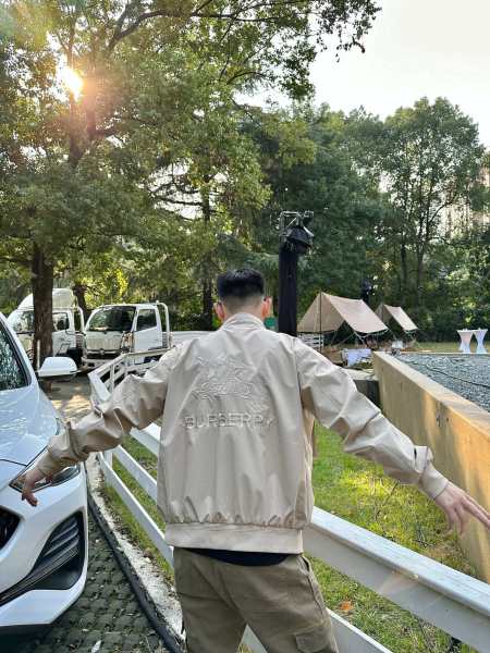  Clothes Burberry 583