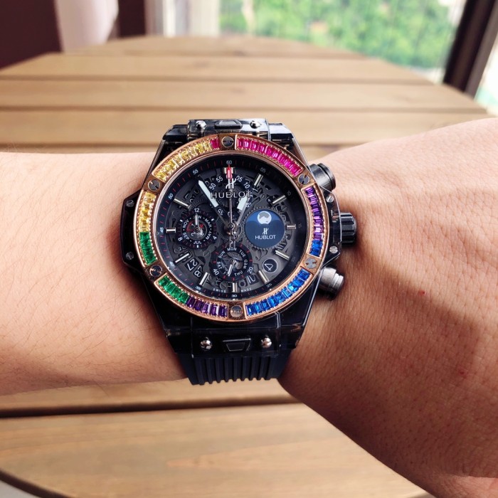 Watches  Hublot  315613 size:42*12 mm