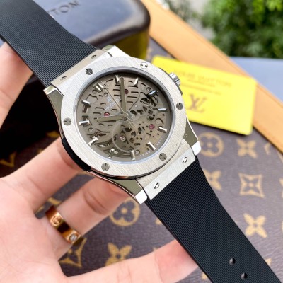 Watches  Hublot 315626 size:44*13 mm