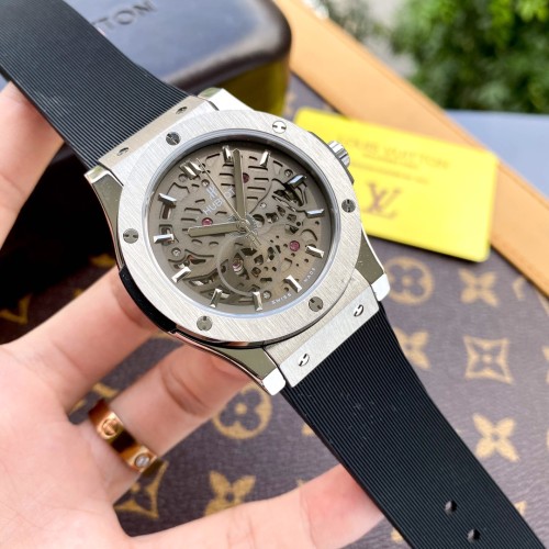Watches  Hublot 315626 size:44*13 mm
