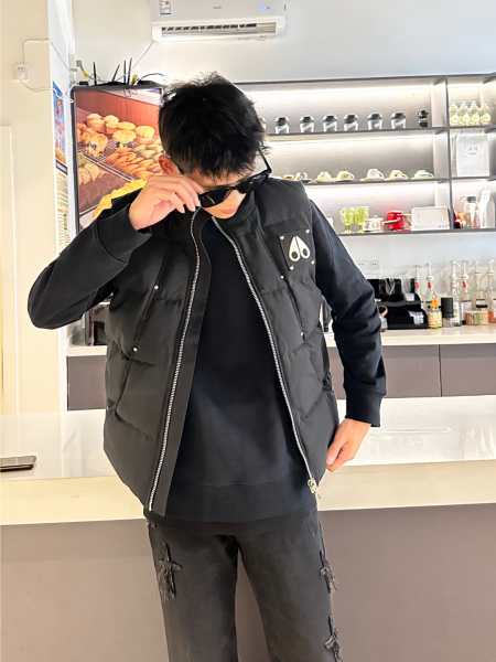  Clothes Moose Knuckles 4