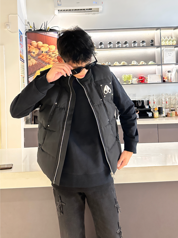  Clothes Moose Knuckles 4