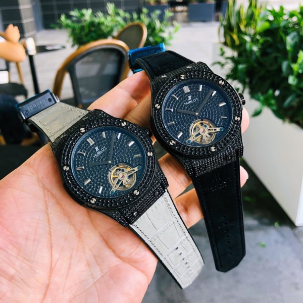 Watches  Hublot  315647 size:42*12 mm