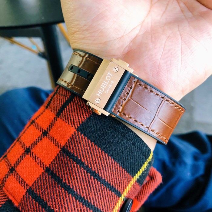 Watches  Hublot  315637 size:45 mm