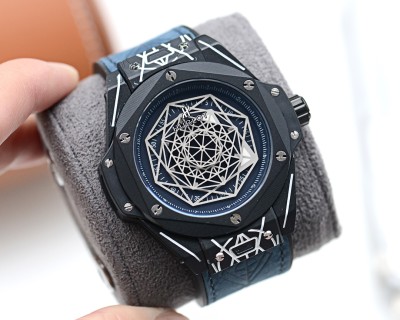 Watches  Hublot  315611 size:42*12 mm