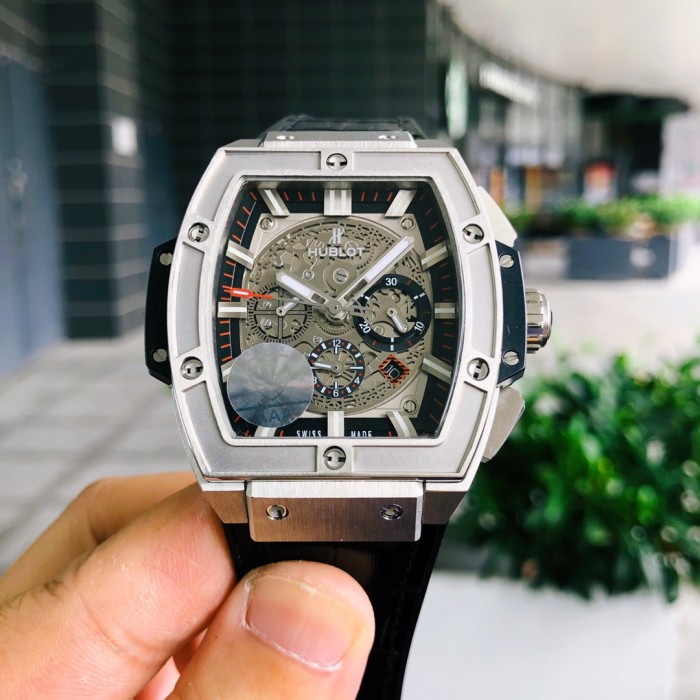 Watches  Hublot  SPIRIT OF BIG BANG 315628 size:45 mm