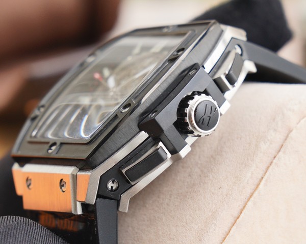Watches  Hublot  SPIRIT OF BIG BANG 315616 size:45 mm