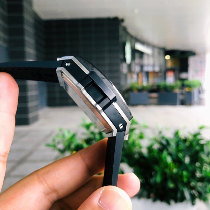 Watches  Hublot  SPIRIT OF BIG BANG 315632 size:45 mm