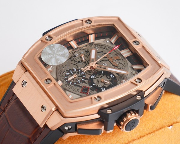 Watches  Hublot  SPIRIT OF BIG BANG 315619 size:45 mm