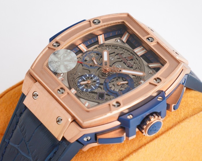 Watches  Hublot  SPIRIT OF BIG BANG 315618 size:45 mm