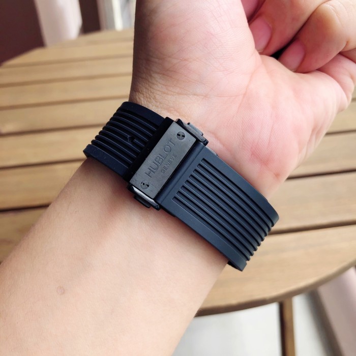 Watches  Hublot  315613 size:42*12 mm