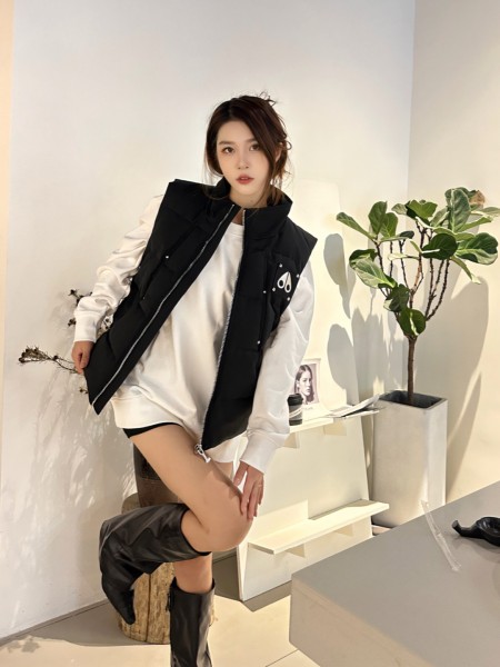  Clothes Moose Knuckles 4