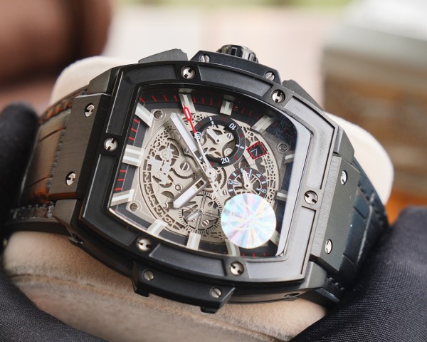 Watches  Hublot  SPIRIT OF BIG BANG 315617 size:45 mm