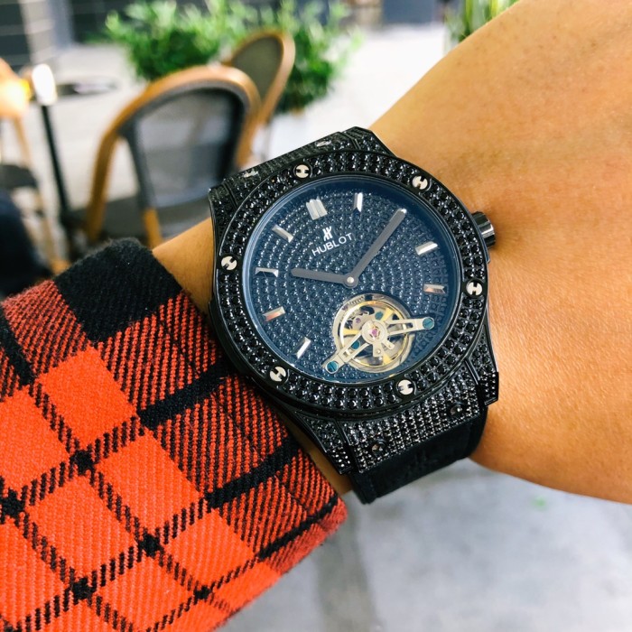 Watches  Hublot  315647 size:42*12 mm