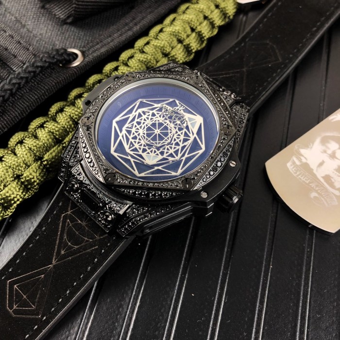 Watches  Hublot  315609 size:45*12 mm