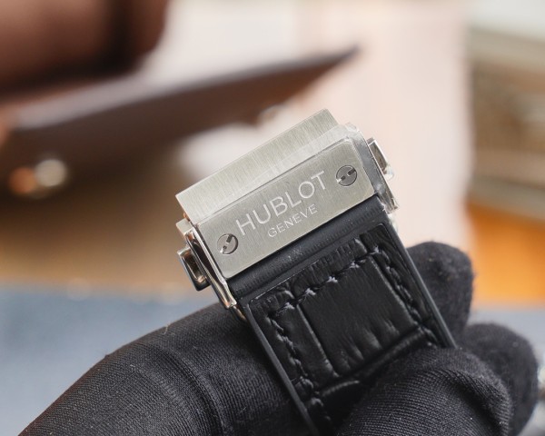 Watches  Hublot  SPIRIT OF BIG BANG 315616 size:45 mm