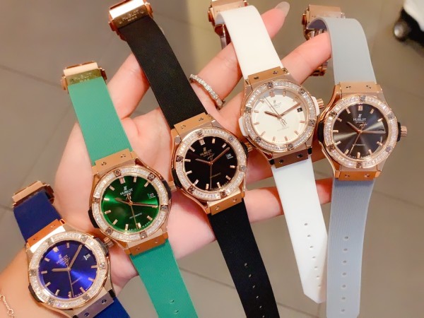 Watches  Hublot  315612 size:42*12 mm