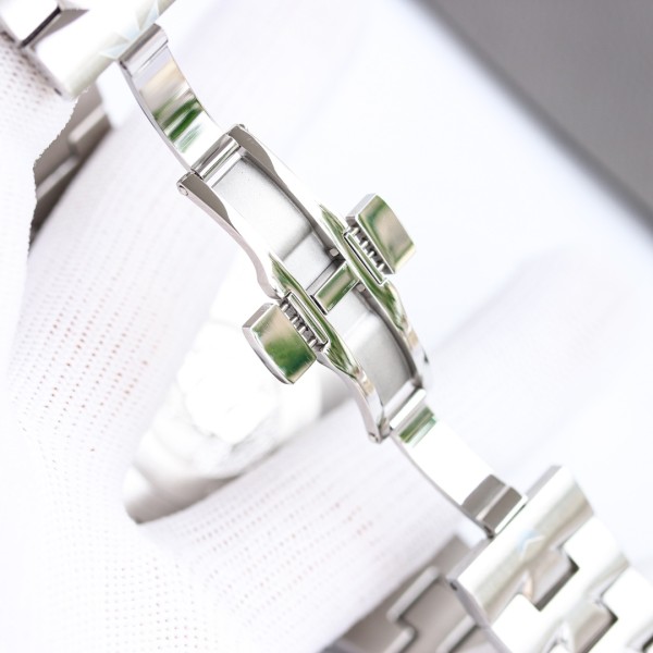 Watches Hublot TWA 315371 size:42*12 mm