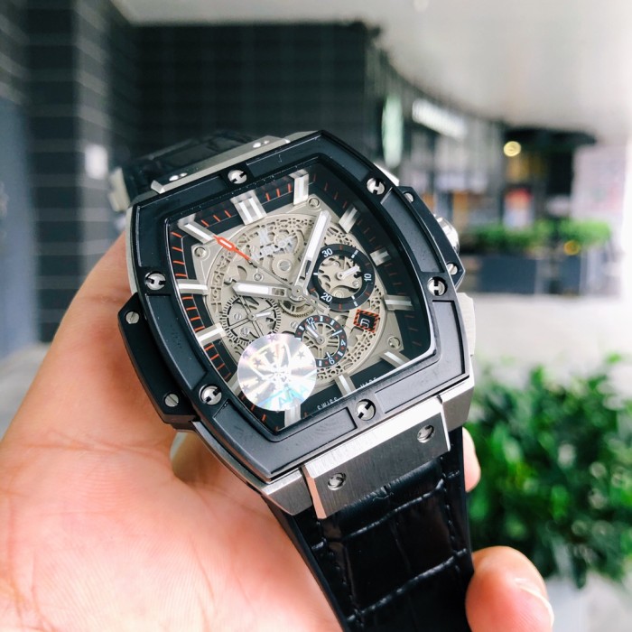 Watches  Hublot  SPIRIT OF BIG BANG 315632 size:45 mm