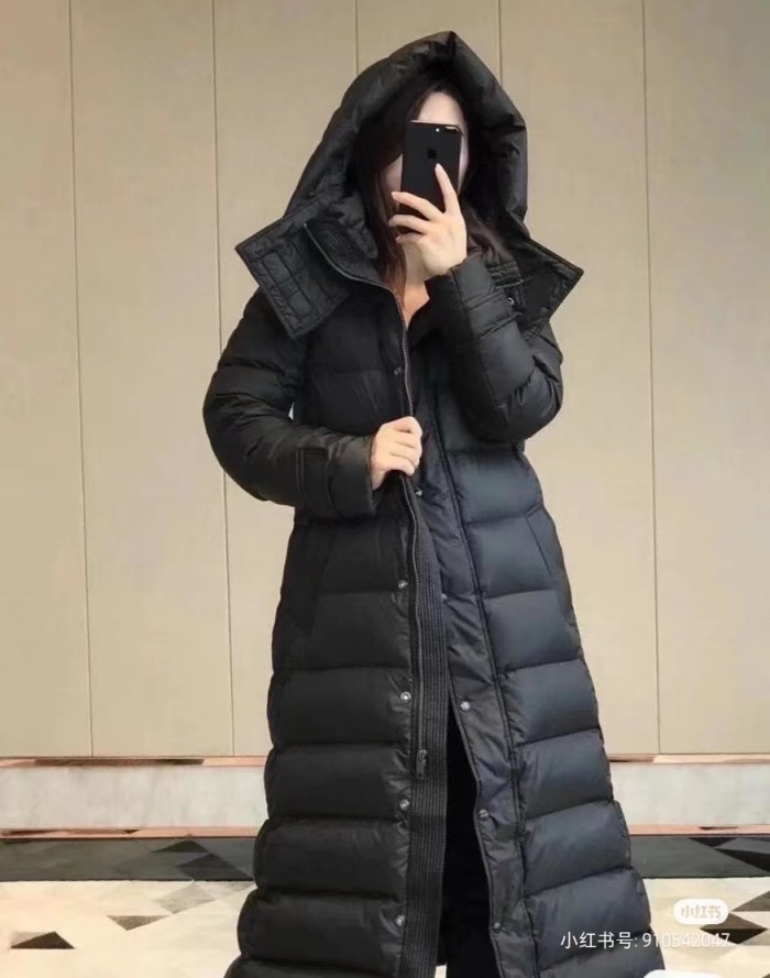 Burberry Down Jacket Women's Black