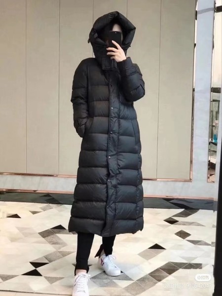 Burberry Down Jacket Women's Black