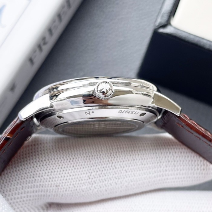 Watches  Hublot TWFactory 315593 size:36.5 mm