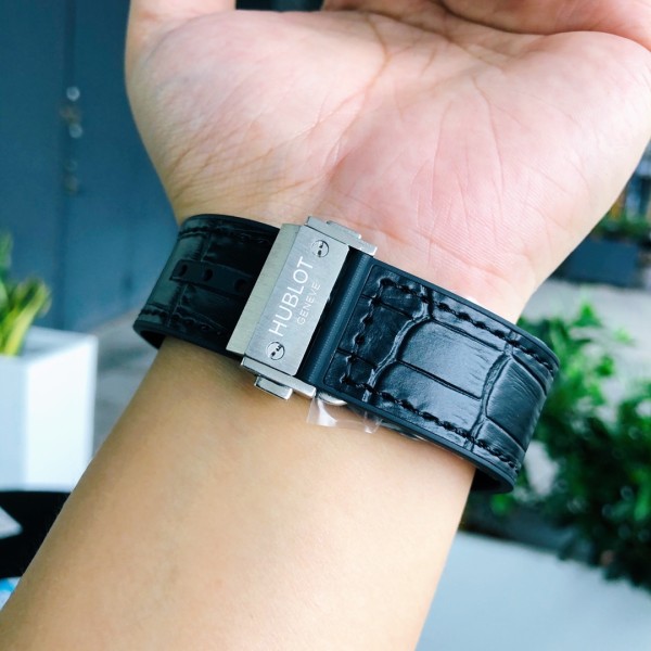 Watches  Hublot  SPIRIT OF BIG BANG 315632 size:45 mm