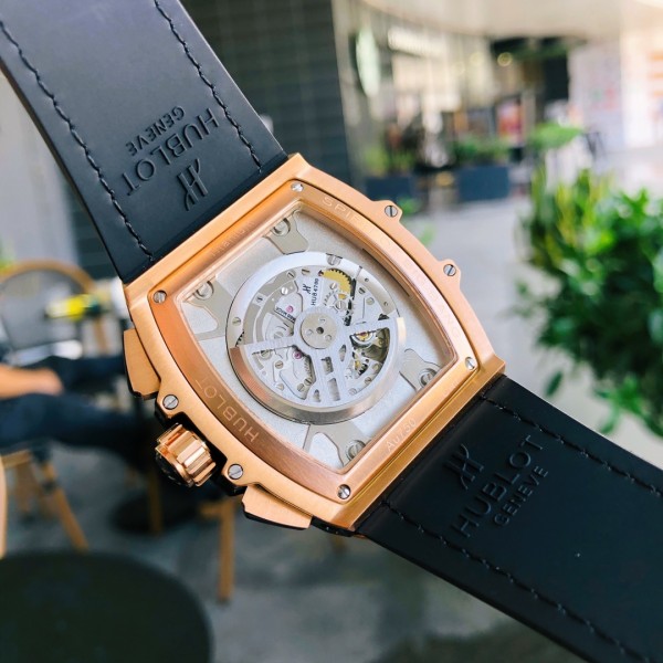 Watches  Hublot  315645 size:42*12 mm